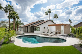 The MYAH by Porter NEWLY REMODELED Enjoy the Pool Firepit Luxury